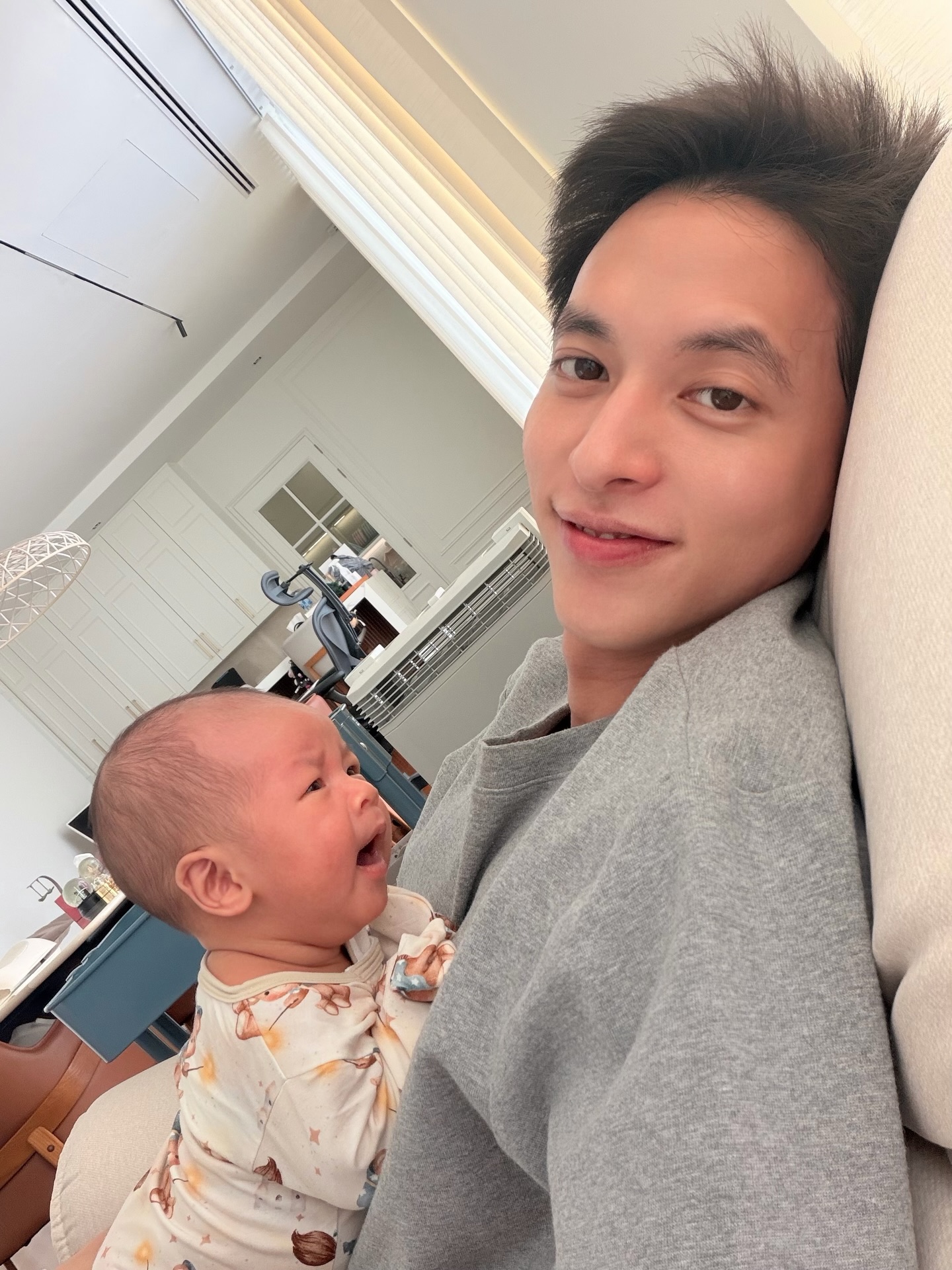 เจมส์ - จิรายุ ตั้งศรีสุข