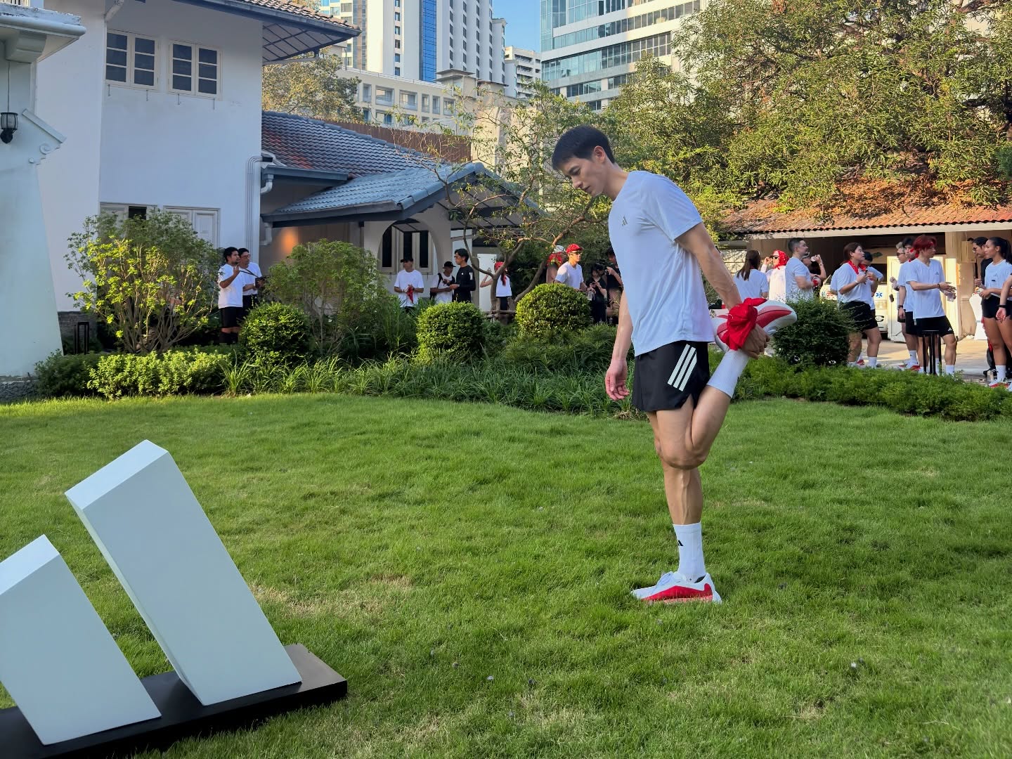 เจมส์ - จิรายุ ตั้งศรีสุข