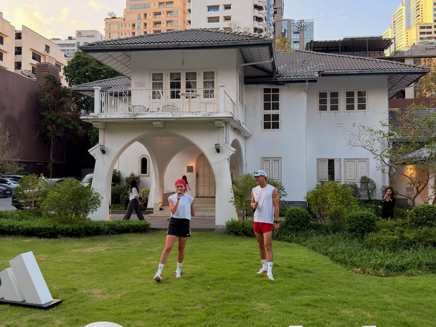 เจมส์ - จิรายุ ตั้งศรีสุข