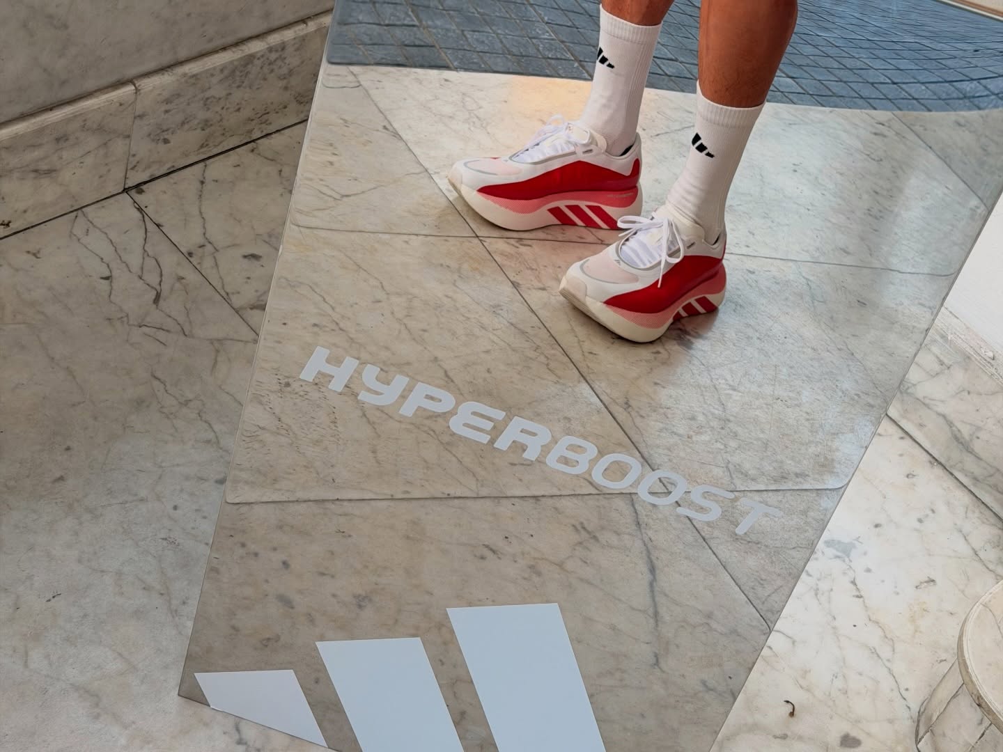 เจมส์ - จิรายุ ตั้งศรีสุข