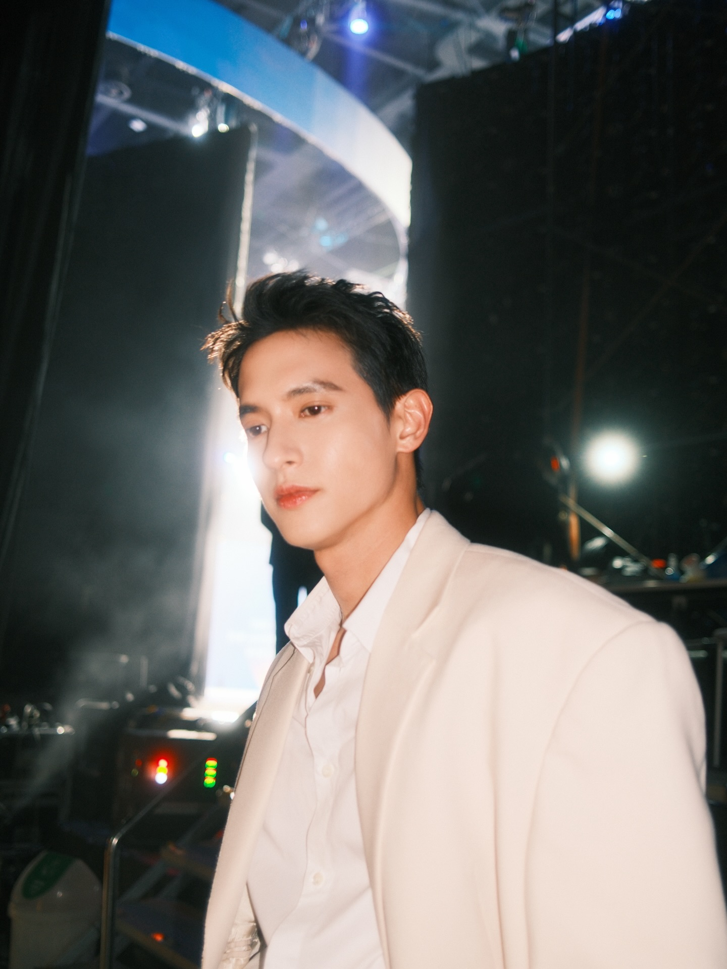 เจมส์ - จิรายุ ตั้งศรีสุข