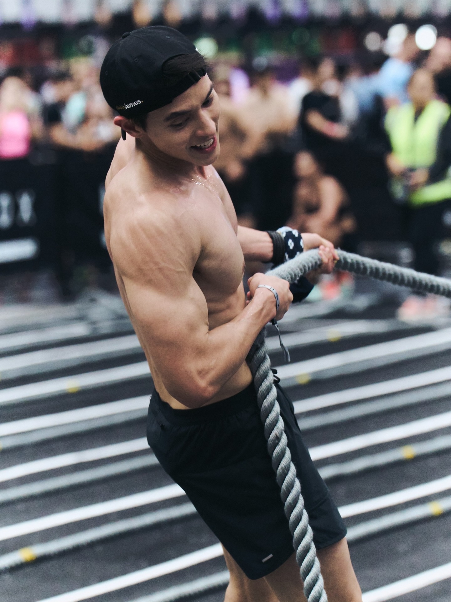 เจมส์ - จิรายุ ตั้งศรีสุข