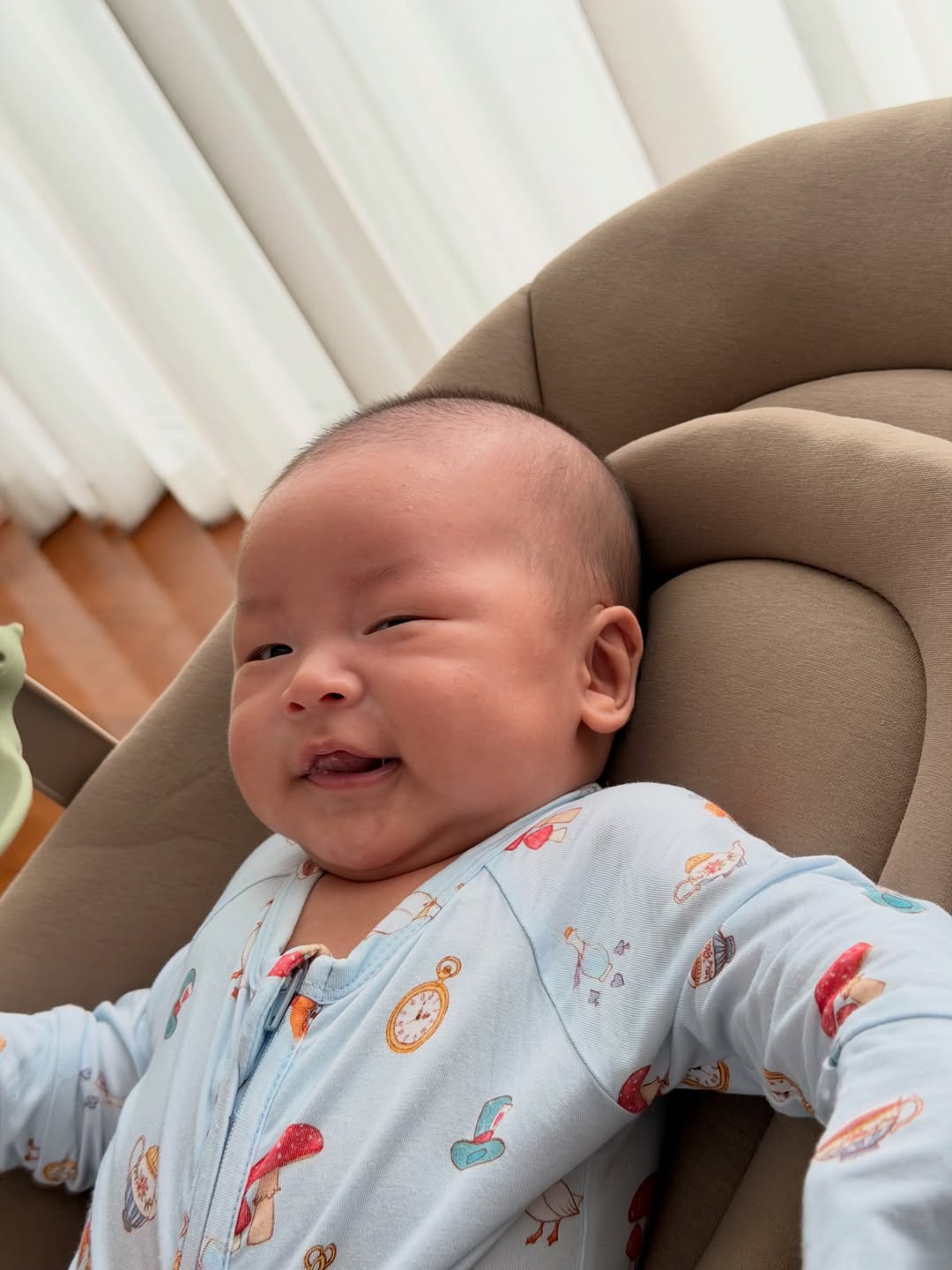 เจมส์ - จิรายุ ตั้งศรีสุข