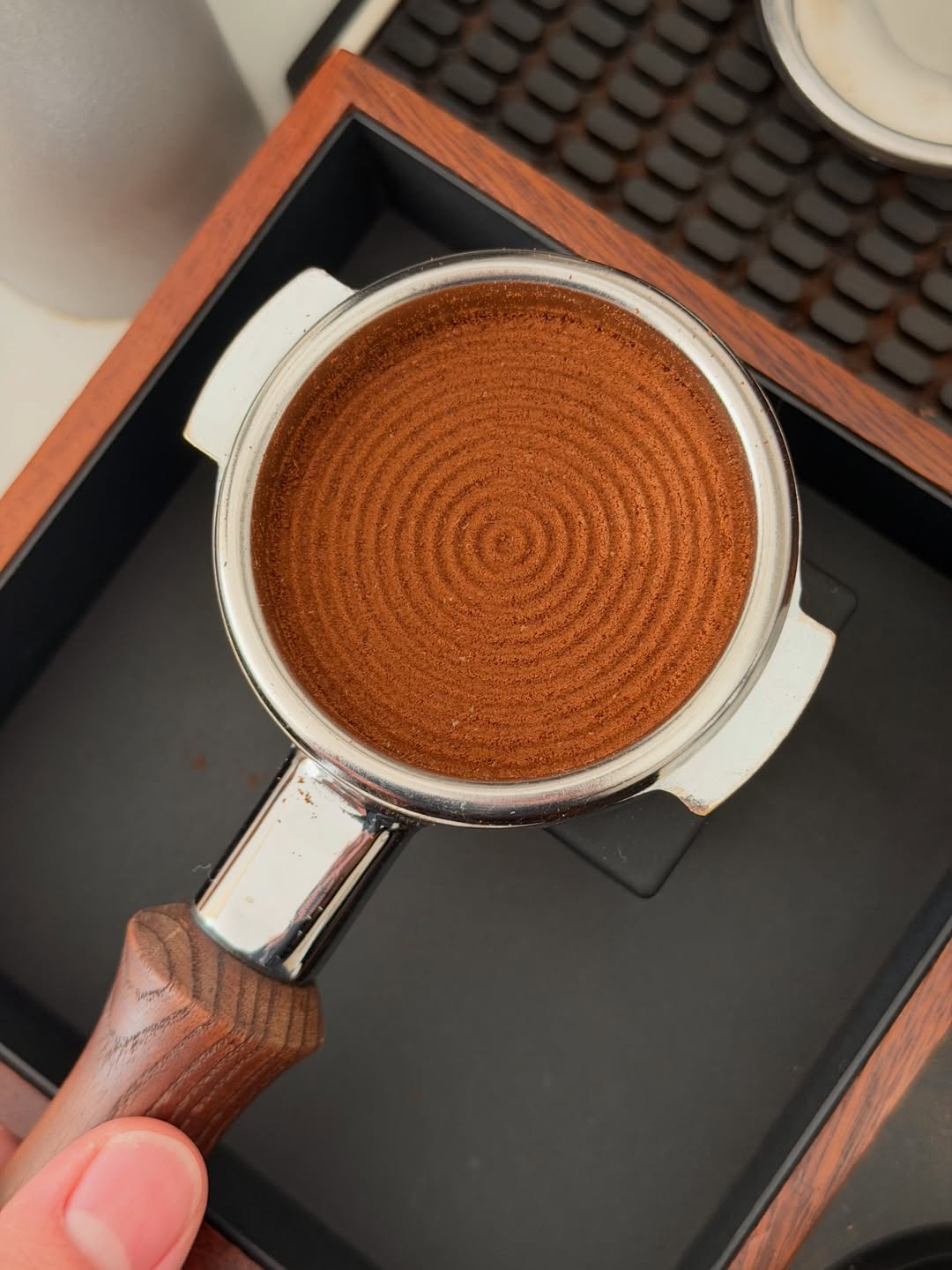 เจมส์ - จิรายุ ตั้งศรีสุข