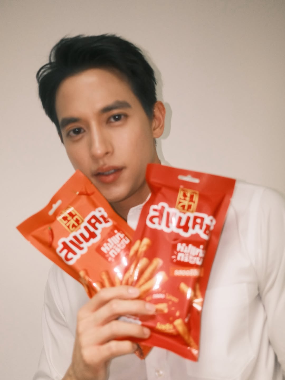 เจมส์ - จิรายุ ตั้งศรีสุข