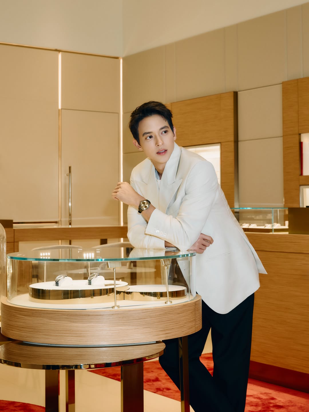 เจมส์ - จิรายุ ตั้งศรีสุข