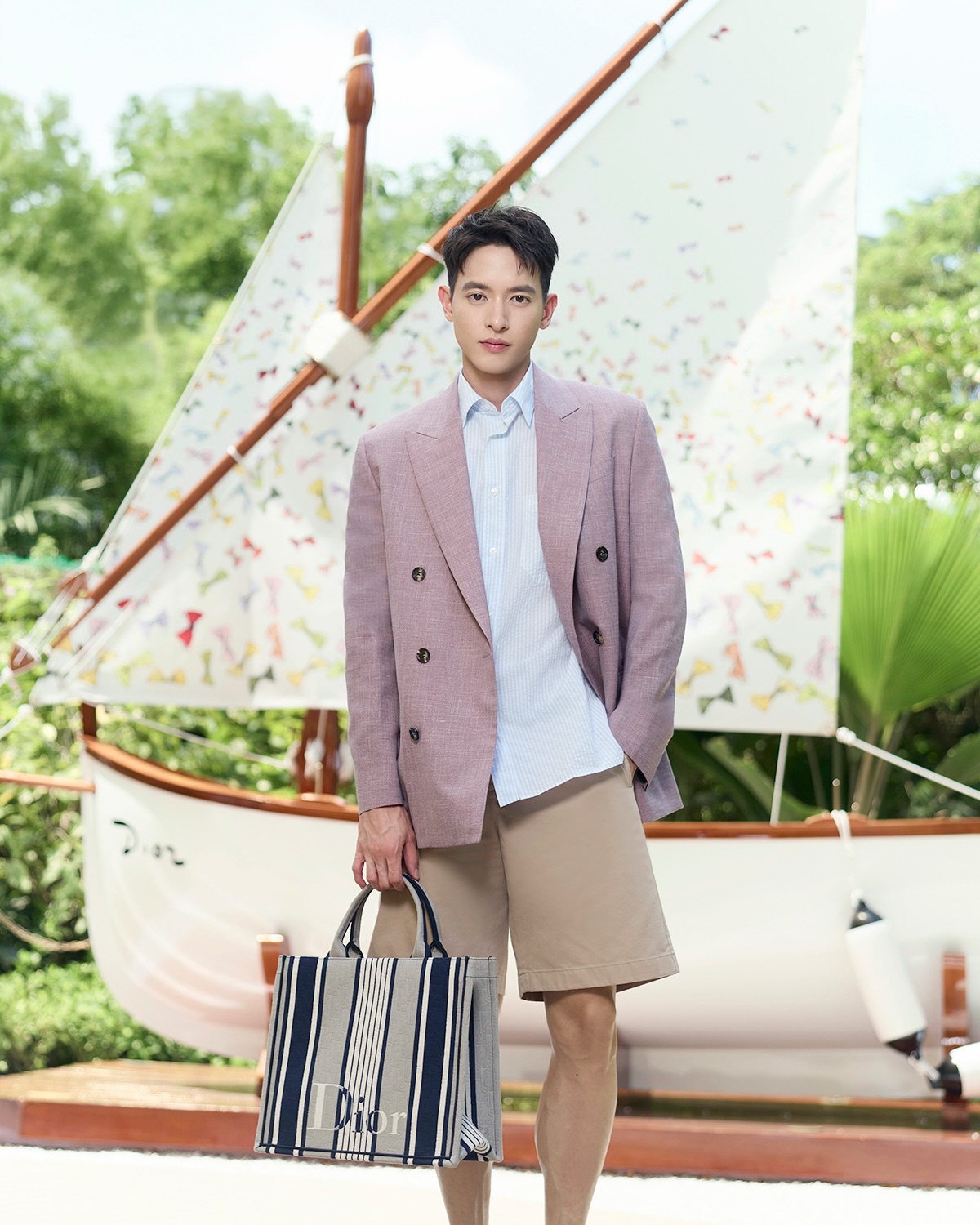 เจมส์ - จิรายุ ตั้งศรีสุข