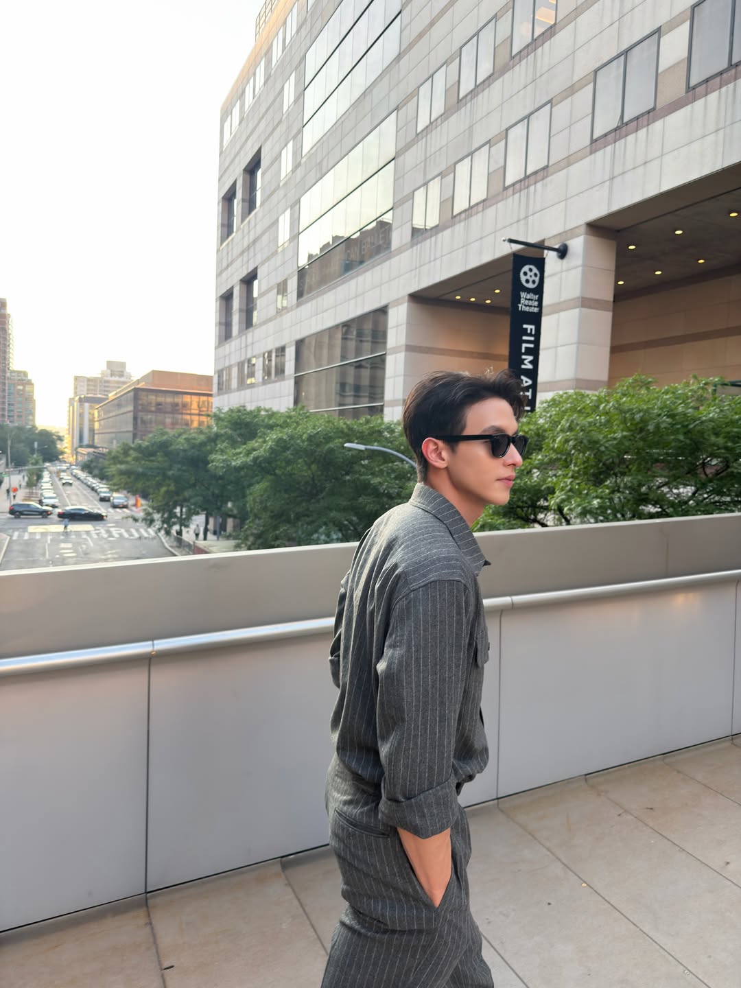 เจมส์ - จิรายุ ตั้งศรีสุข