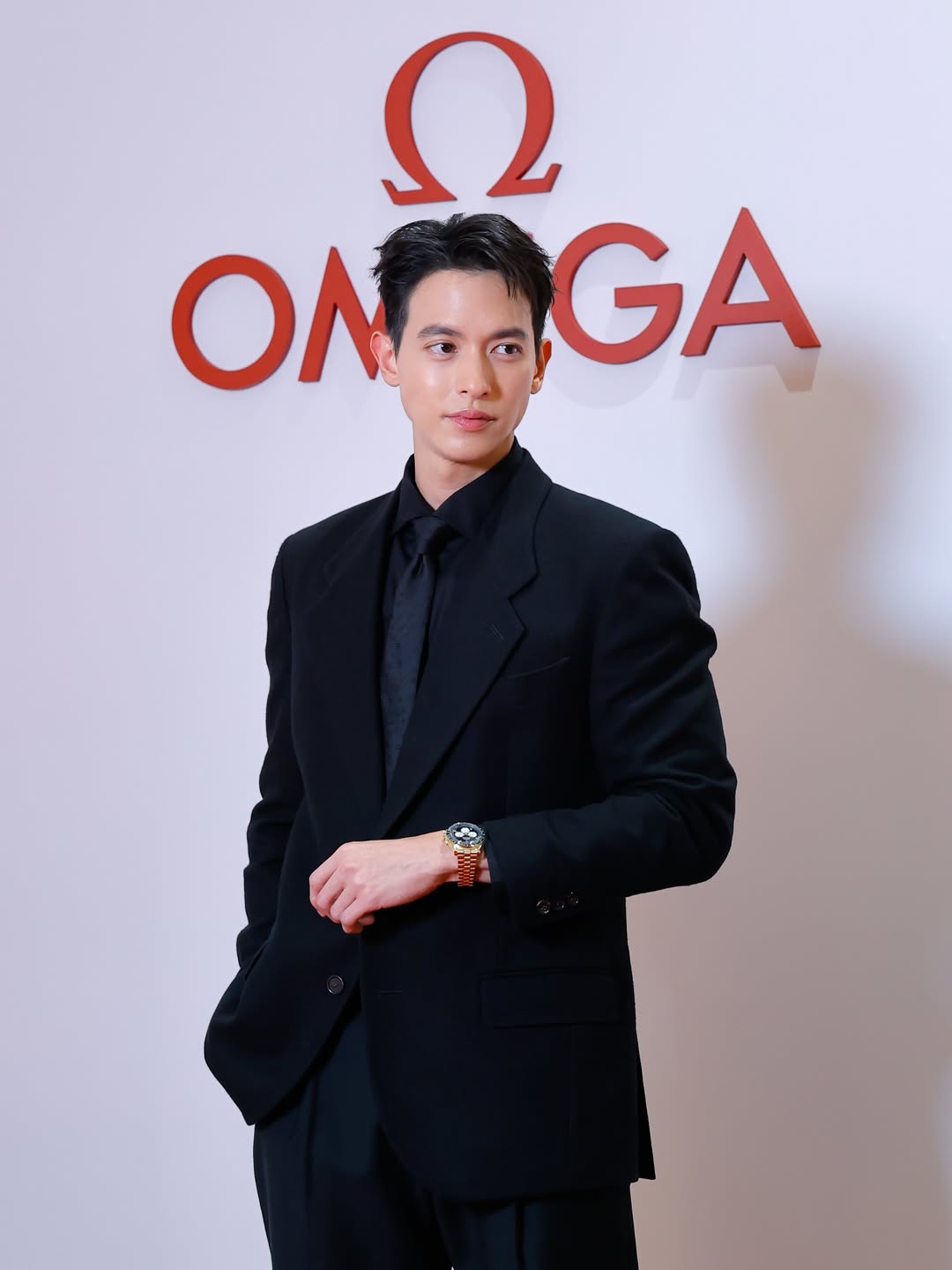 เจมส์ - จิรายุ ตั้งศรีสุข