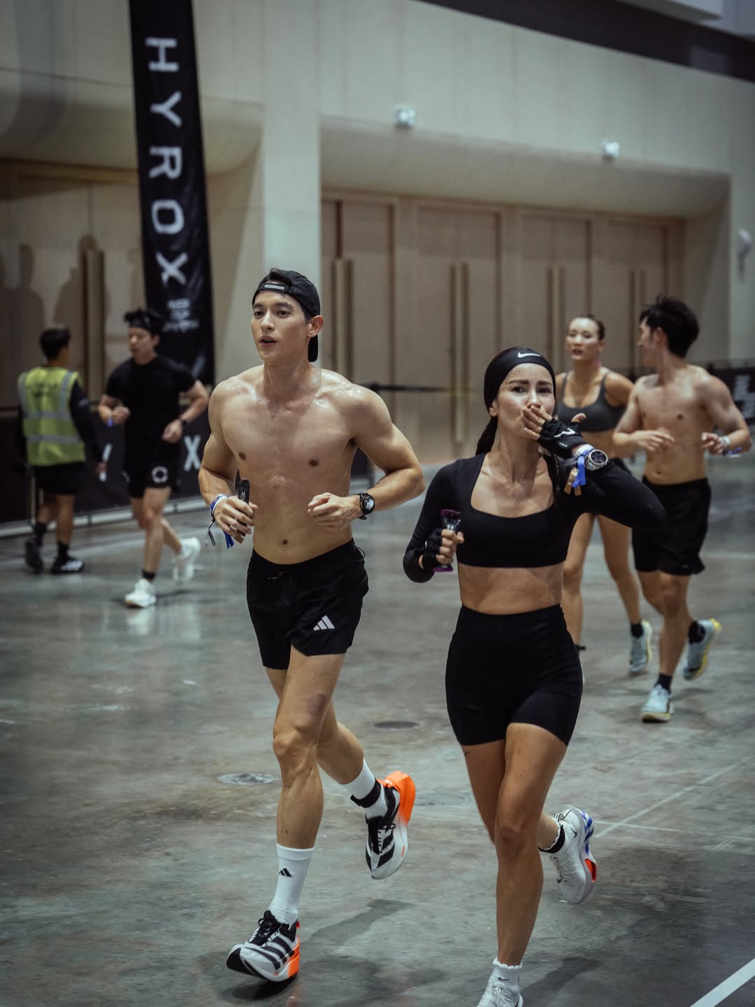 เจมส์ - จิรายุ ตั้งศรีสุข