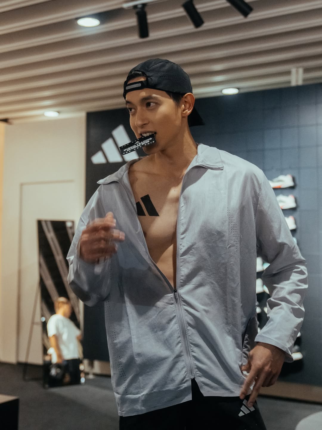 เจมส์ - จิรายุ ตั้งศรีสุข