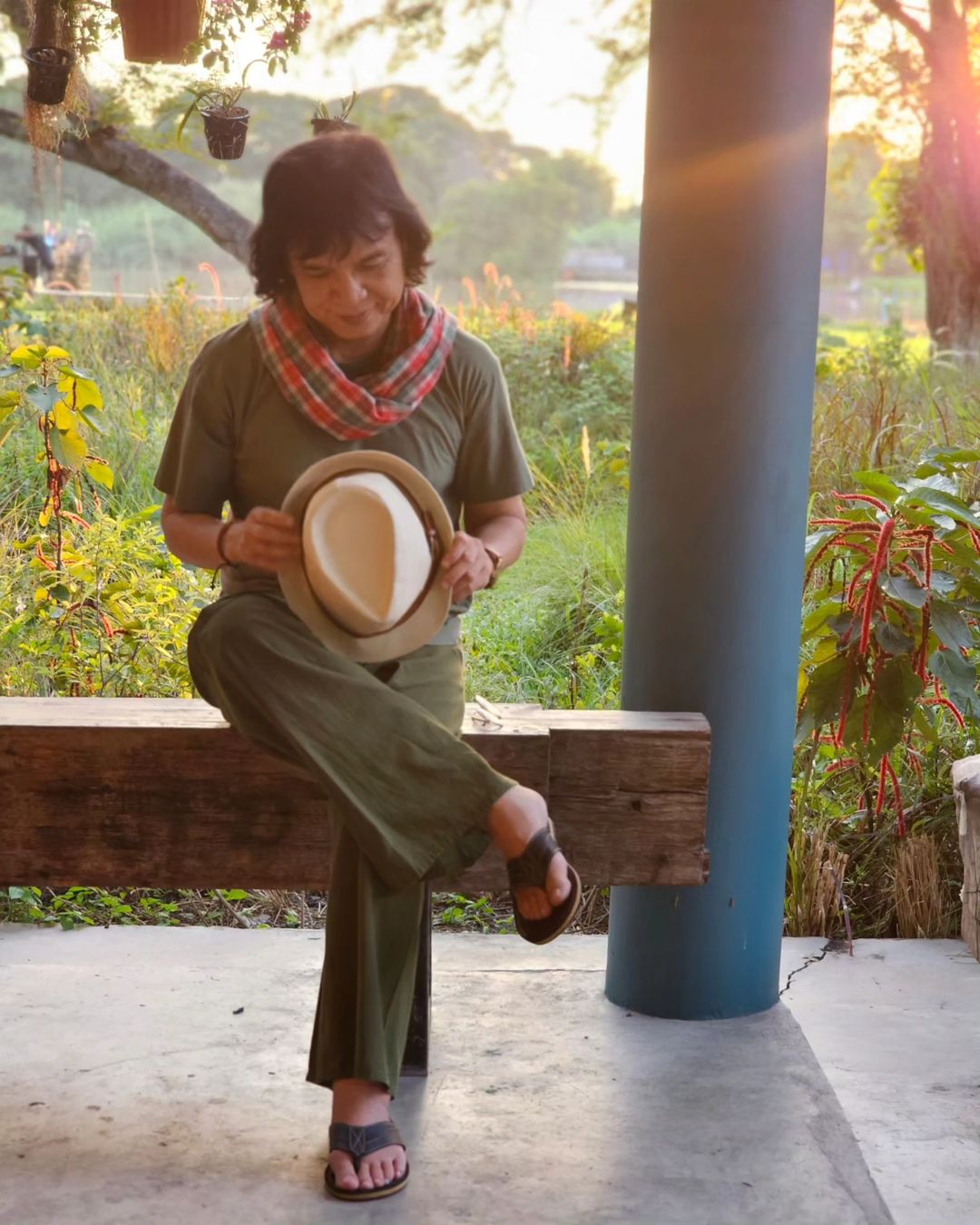 สลา คุณวุฒิ