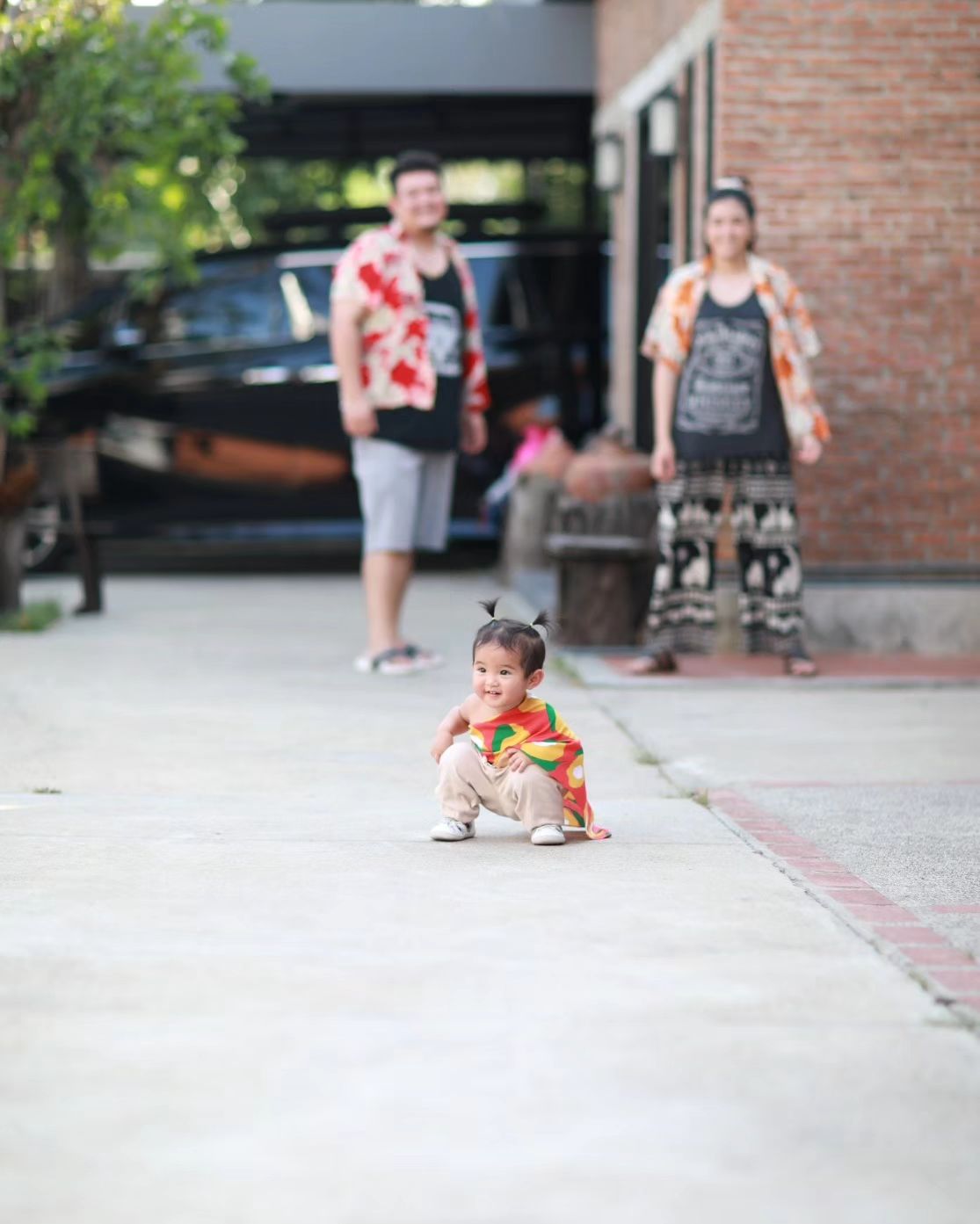 สลา คุณวุฒิ