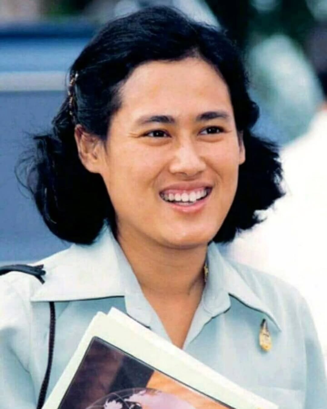 สลา คุณวุฒิ