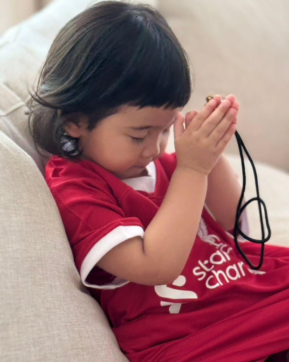 สลา คุณวุฒิ