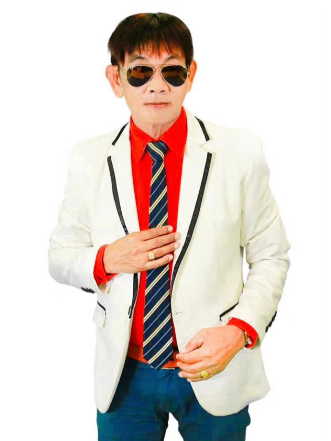 สลา คุณวุฒิ