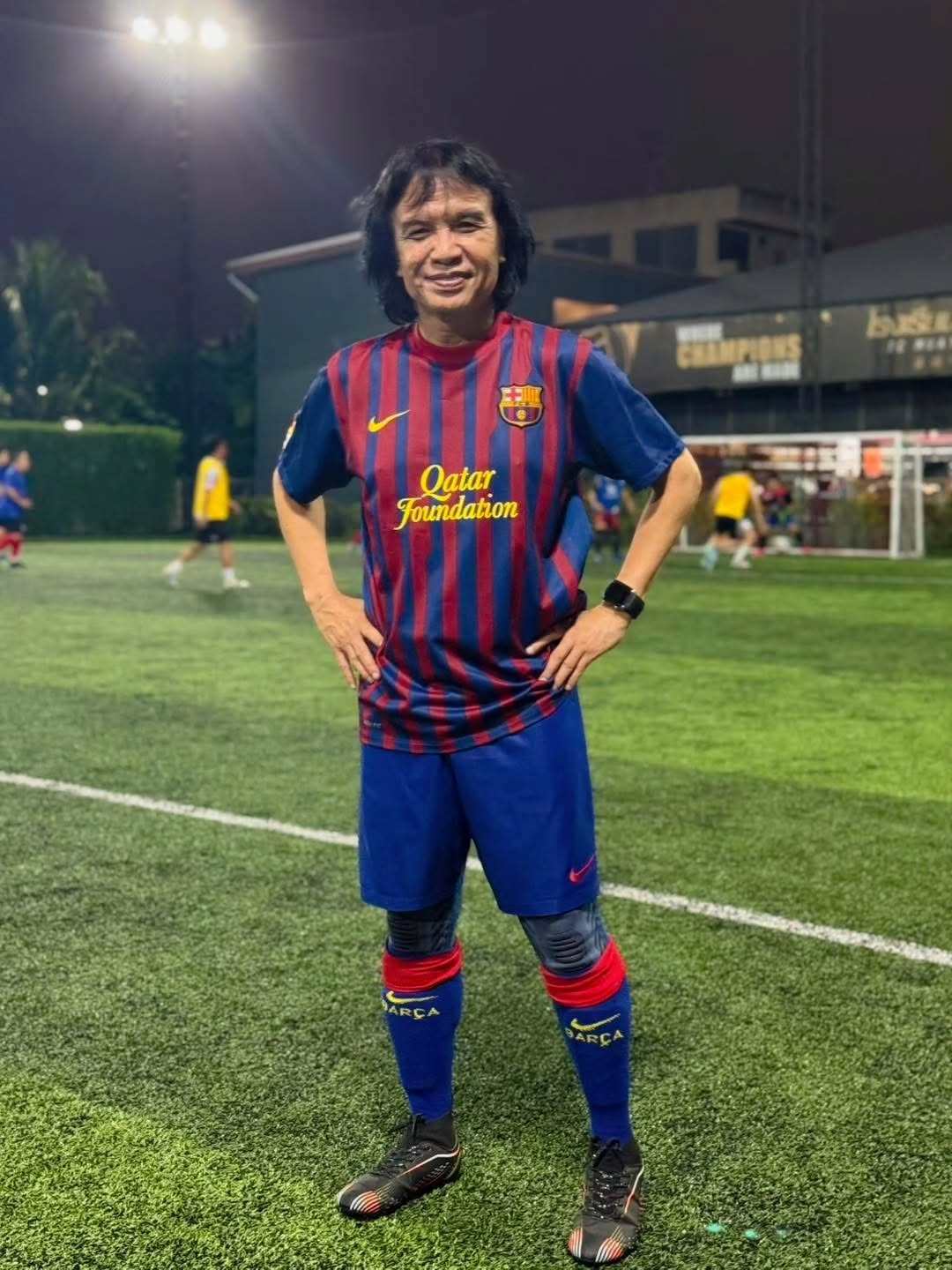 สลา คุณวุฒิ