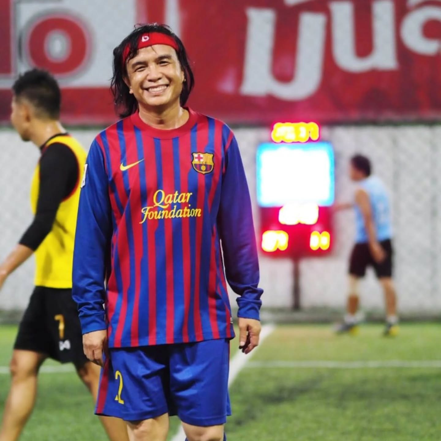 สลา คุณวุฒิ
