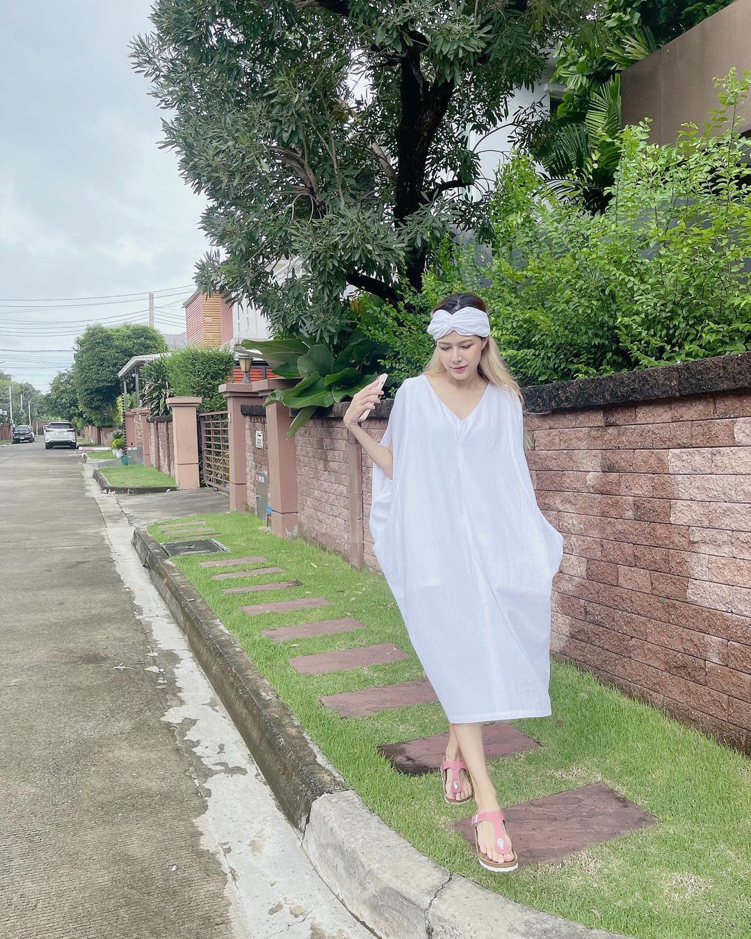 แนท - ณัฐชา นวลแจ่ม
