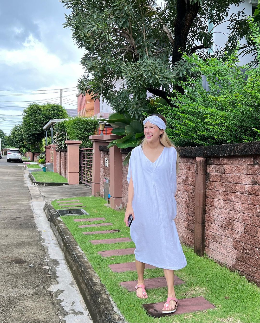 แนท - ณัฐชา นวลแจ่ม