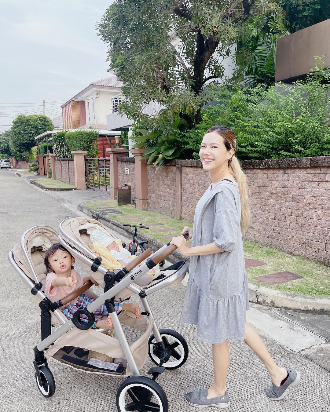 แนท - ณัฐชา นวลแจ่ม