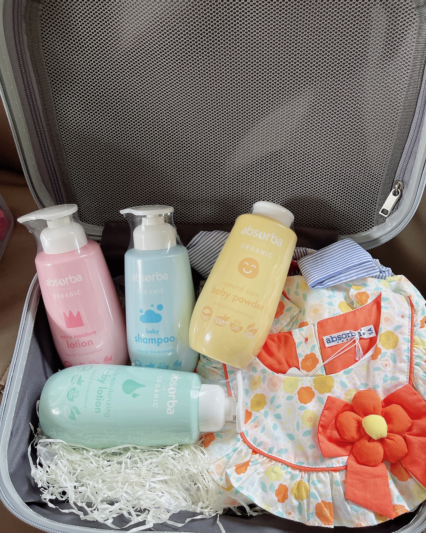 แนท - ณัฐชา นวลแจ่ม