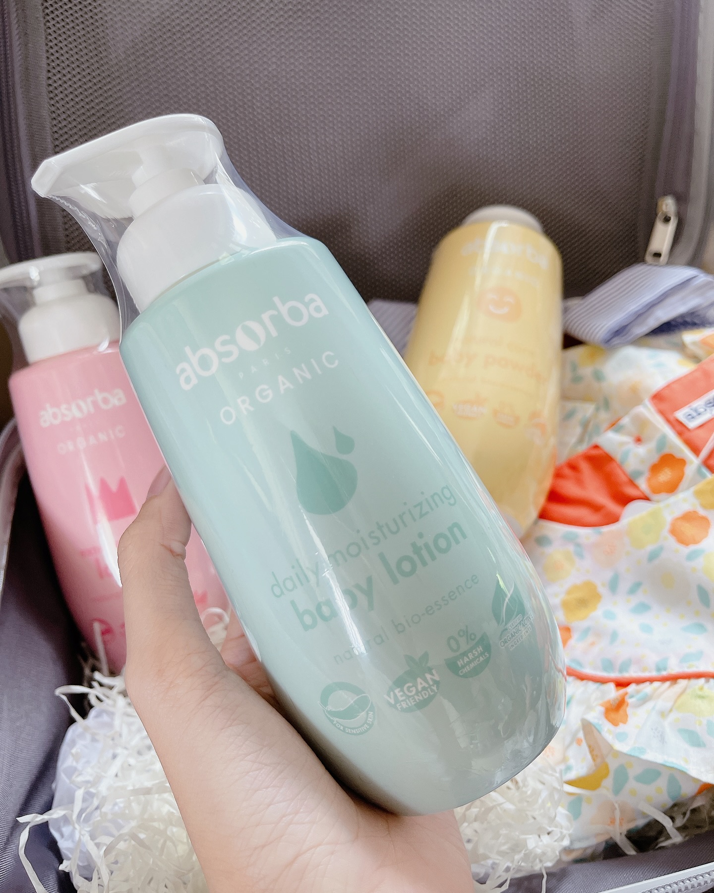 แนท - ณัฐชา นวลแจ่ม