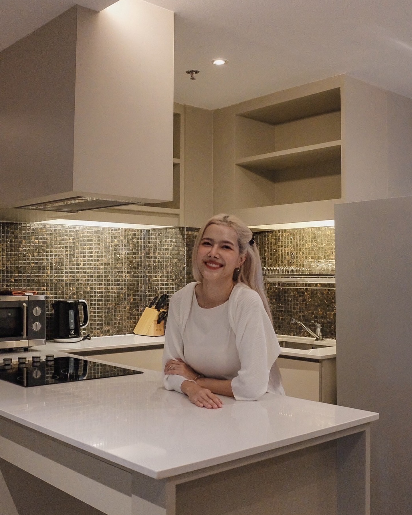 แนท - ณัฐชา นวลแจ่ม