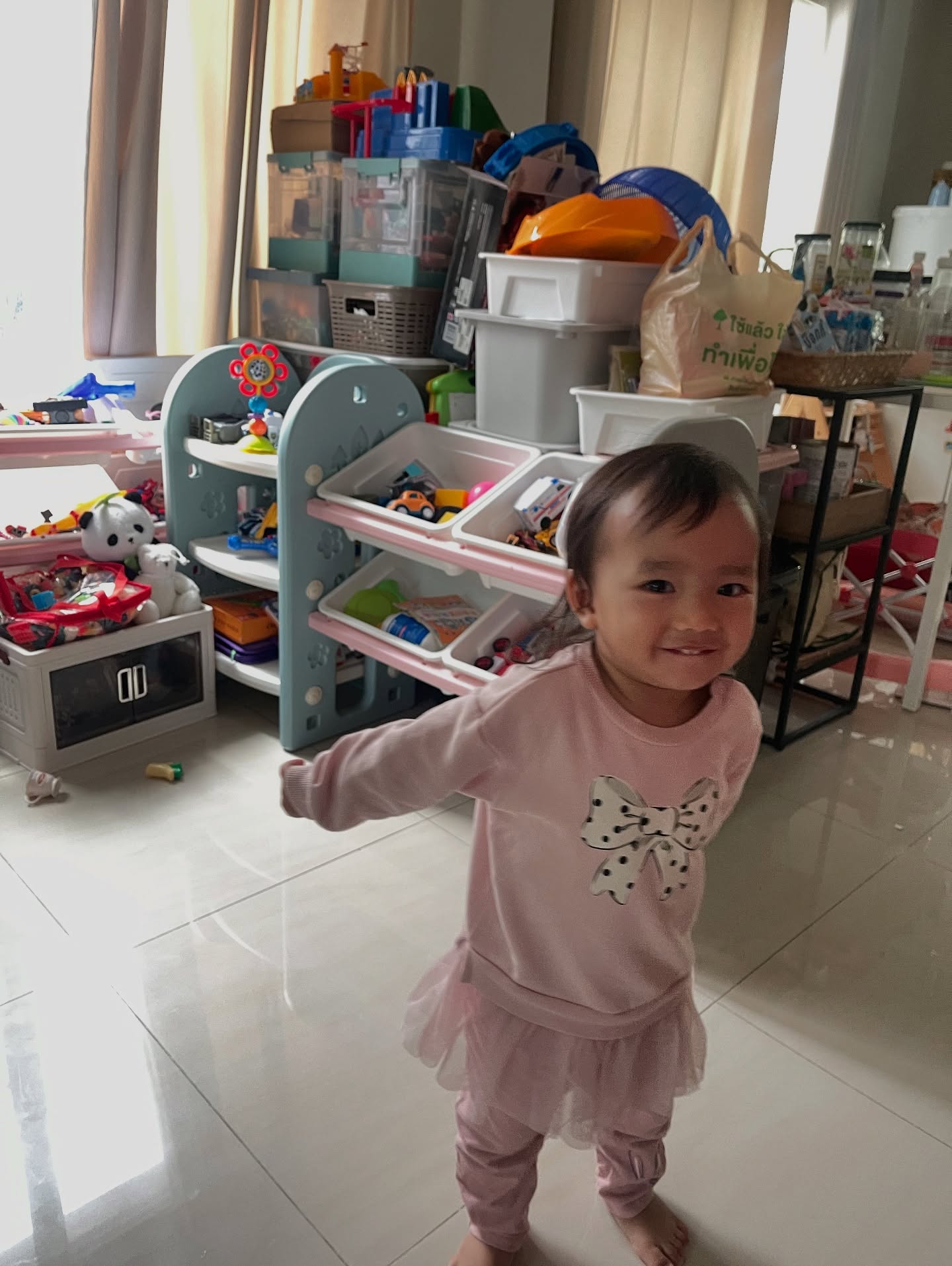 แนท - ณัฐชา นวลแจ่ม