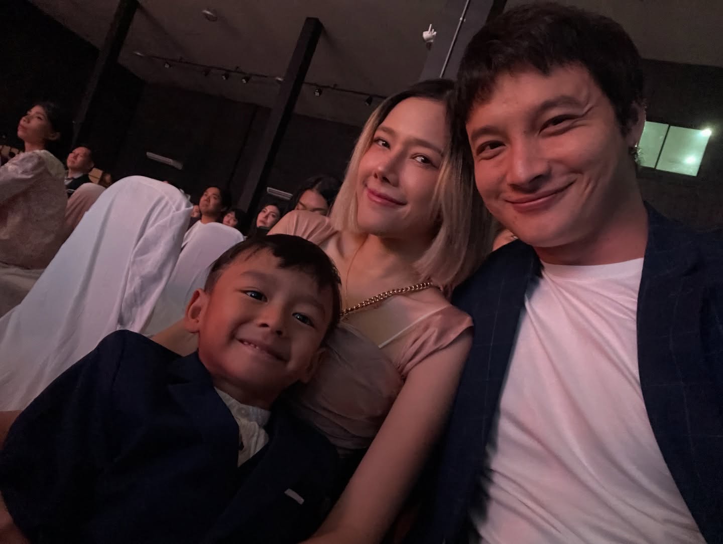 แนท - ณัฐชา นวลแจ่ม