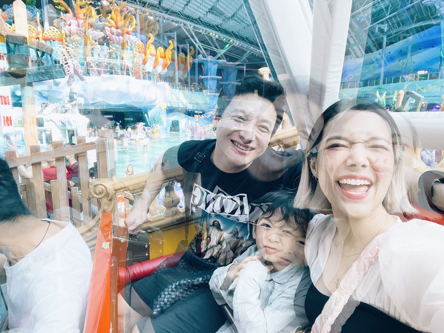 แนท - ณัฐชา นวลแจ่ม