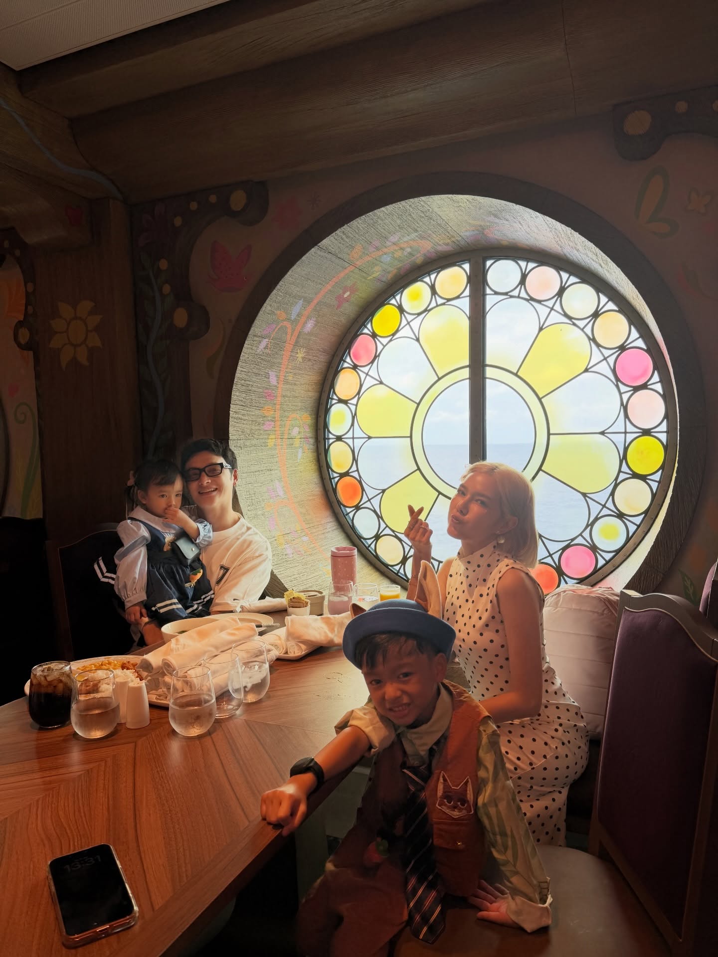 แนท - ณัฐชา นวลแจ่ม