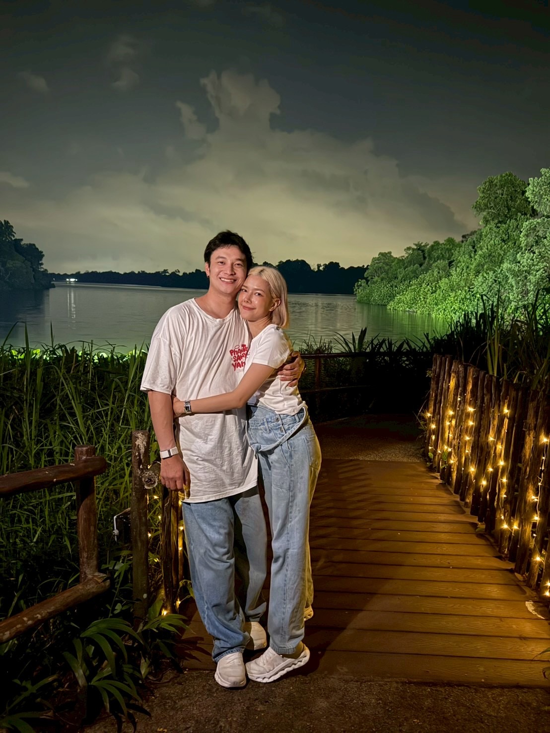 แนท - ณัฐชา นวลแจ่ม