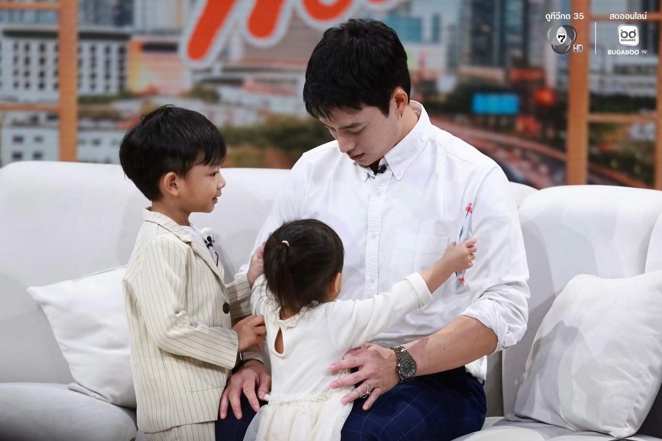 แนท - ณัฐชา นวลแจ่ม
