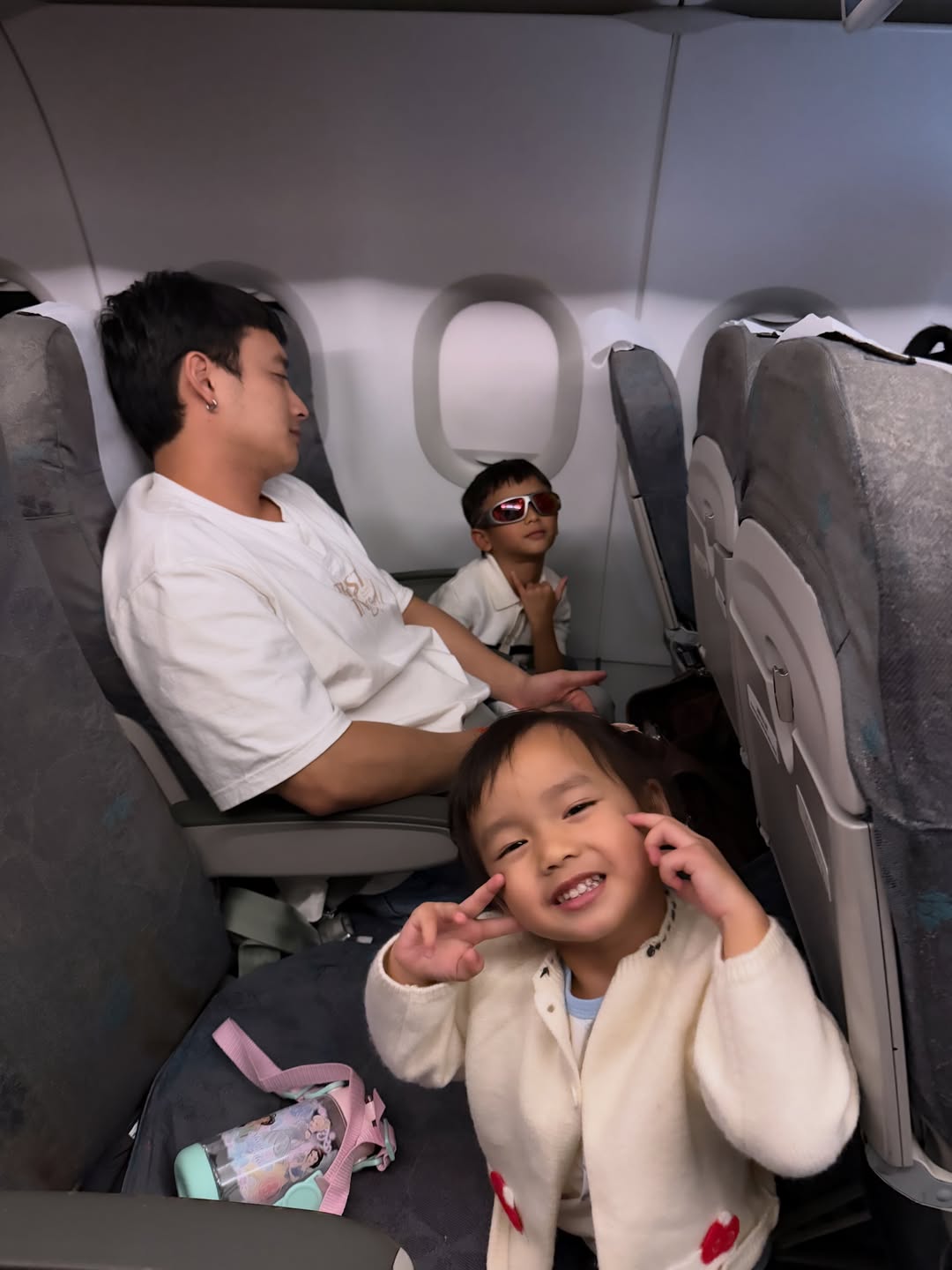 แนท - ณัฐชา นวลแจ่ม