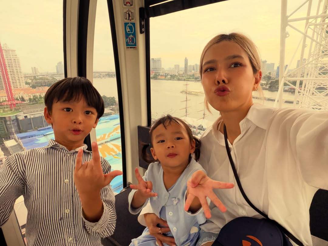 แนท - ณัฐชา นวลแจ่ม