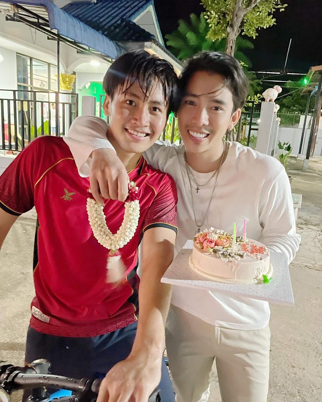 เบิ้ล ปทุมราช