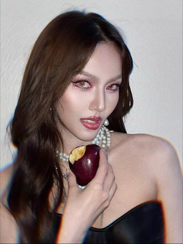 พีพี - พัชญา เพียรเสมอ