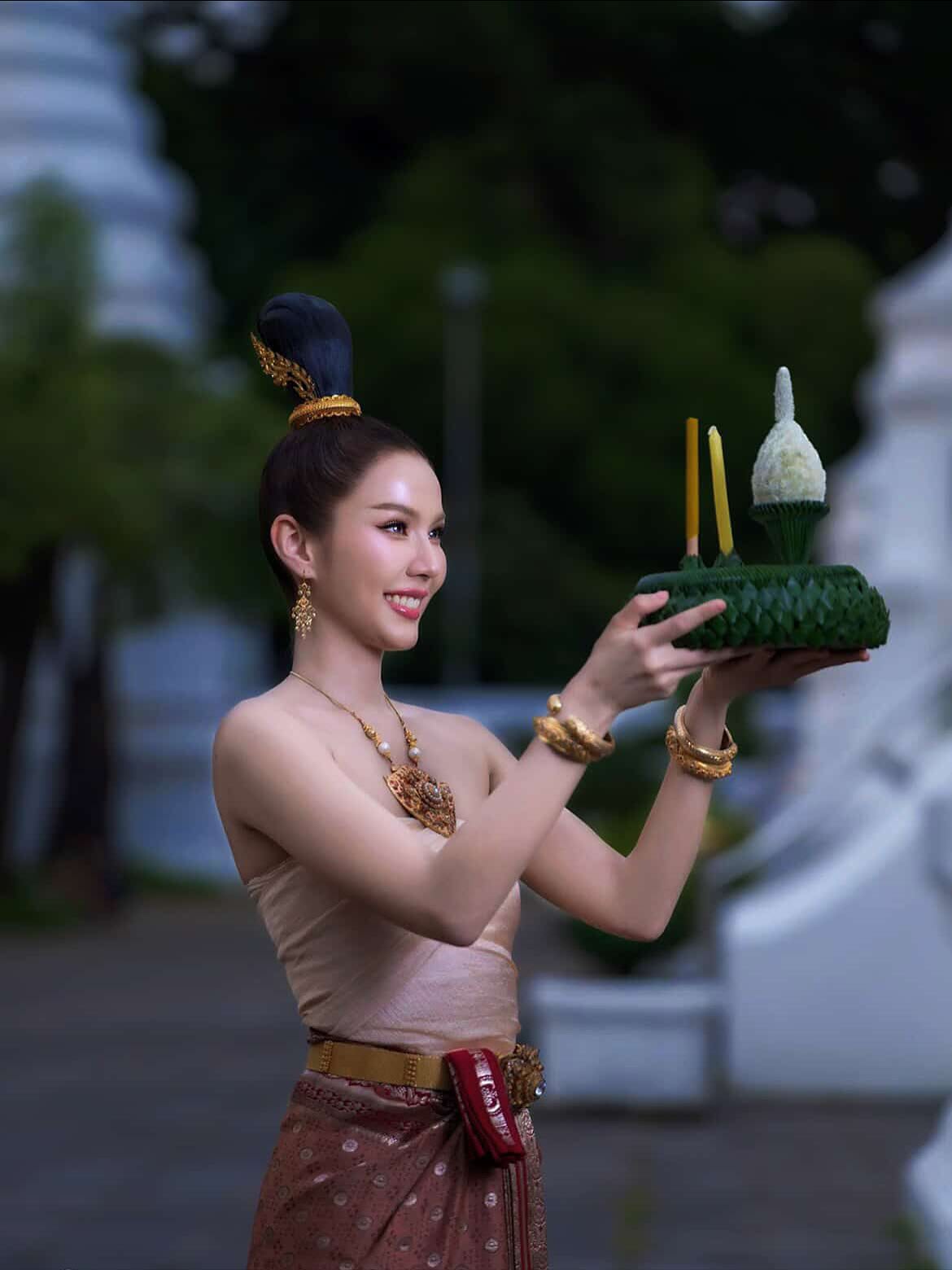 พีพี - พัชญา เพียรเสมอ