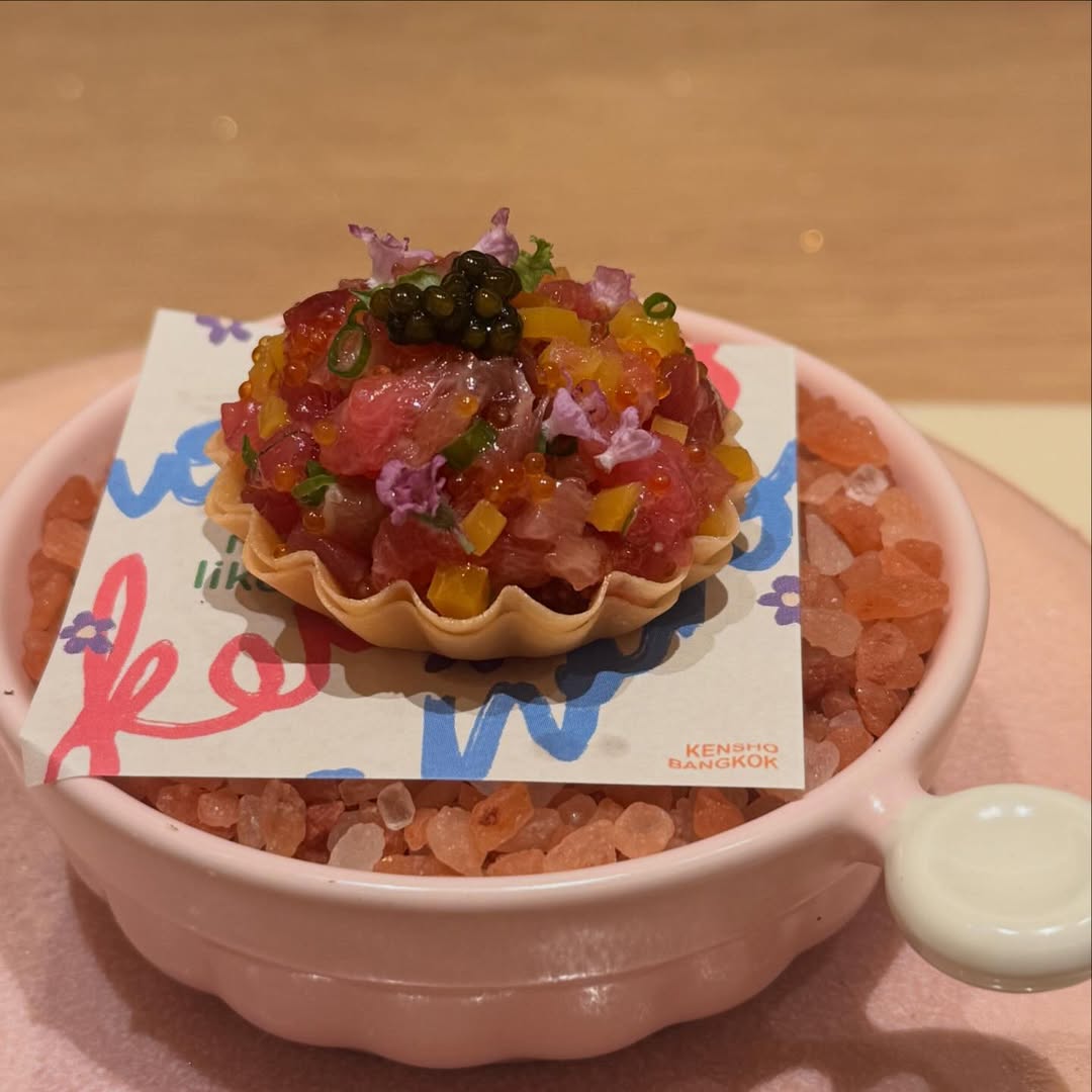 พีพี - พัชญา เพียรเสมอ