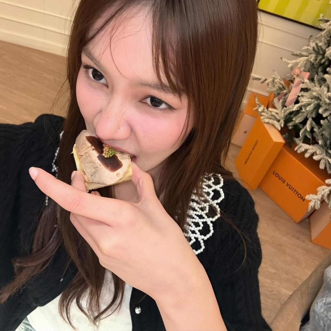 พีพี - พัชญา เพียรเสมอ