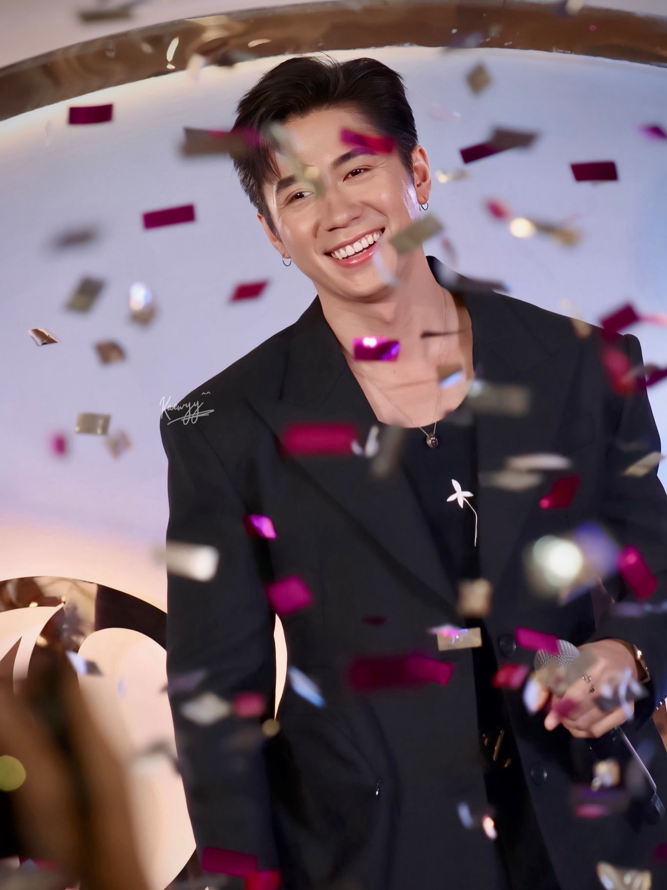 แจม - รชตะ หัมพานนท์