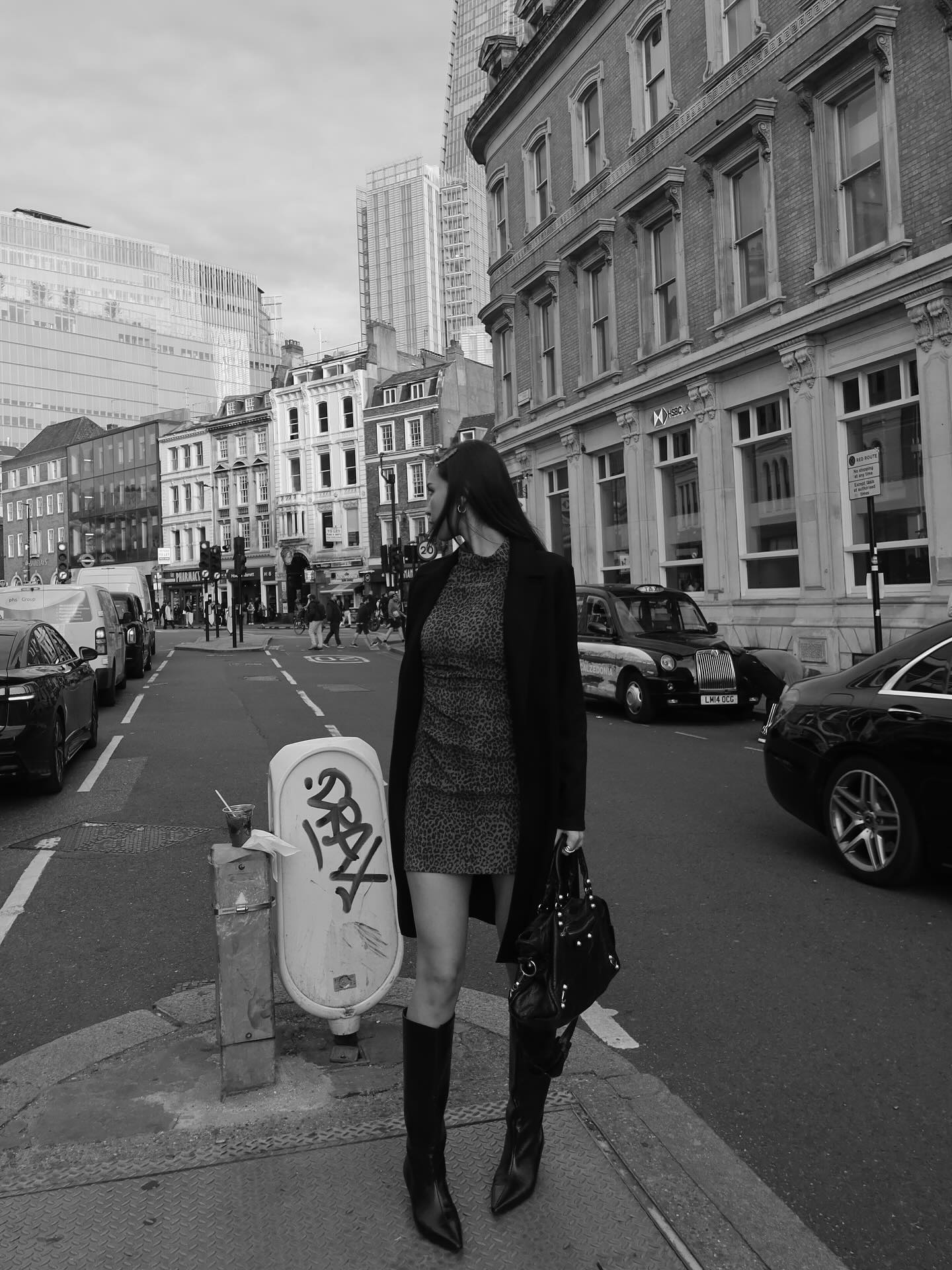 ลิตา - คาลิยา นิฮุต