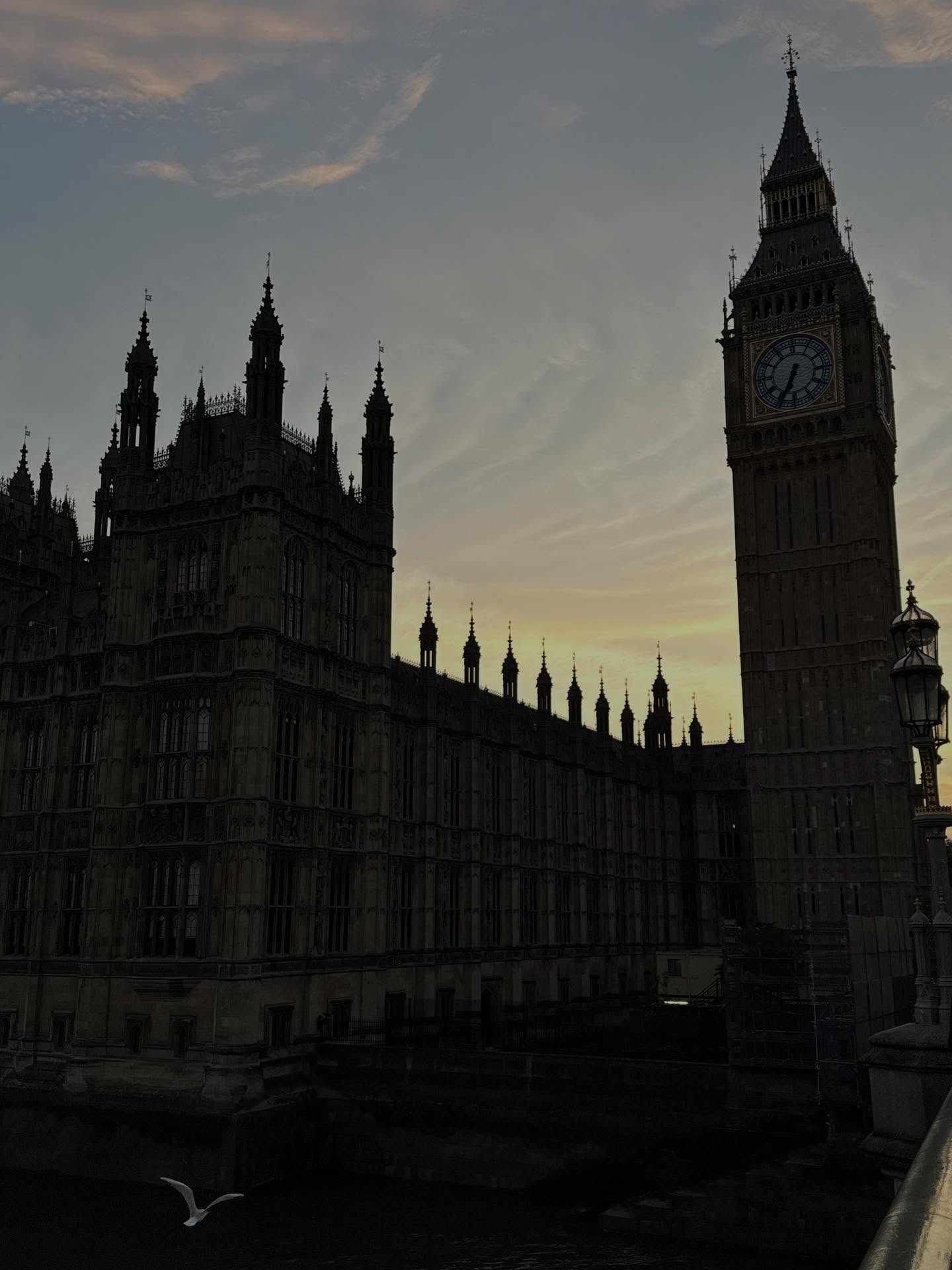 ลิตา - คาลิยา นิฮุต