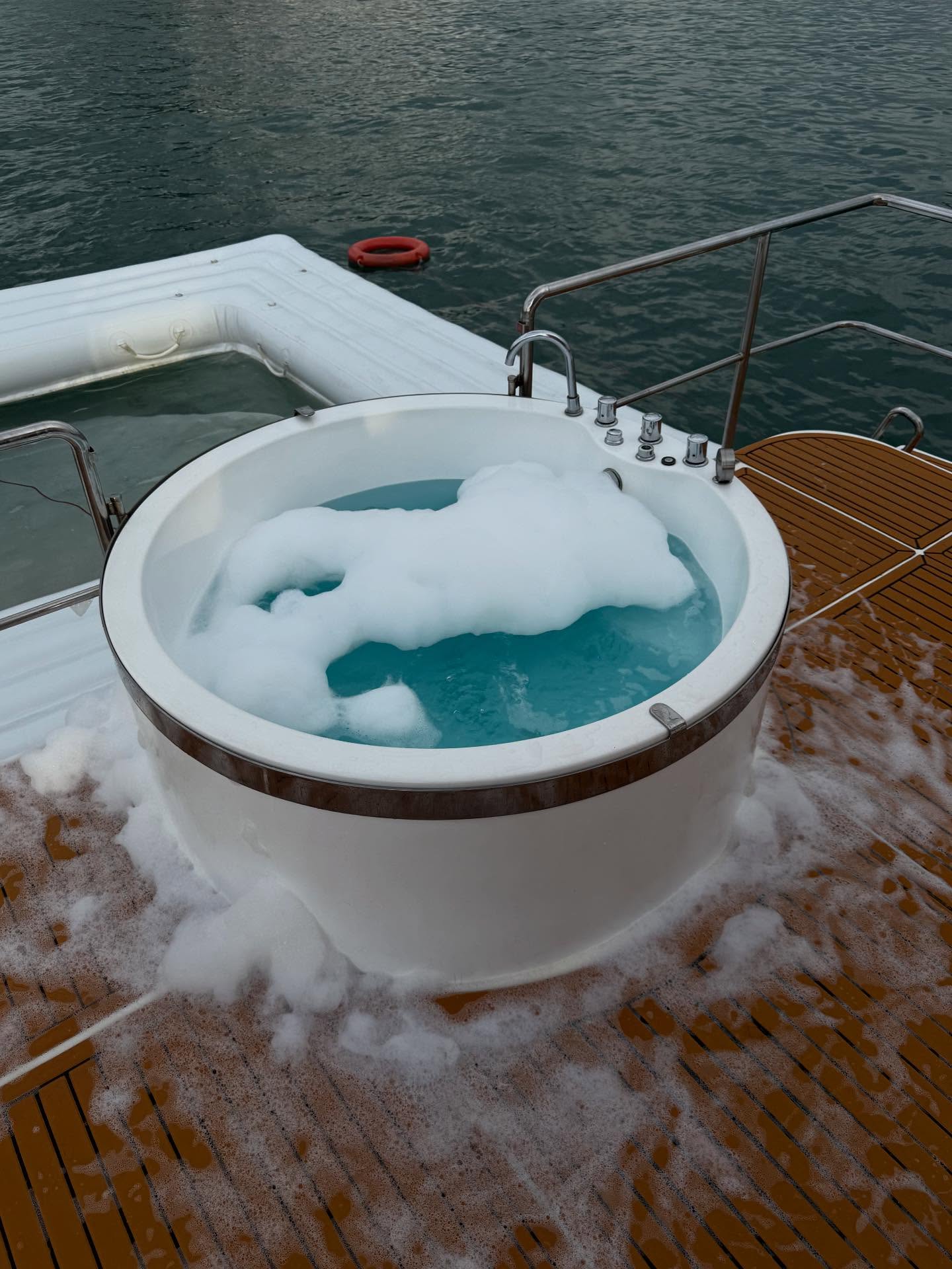 ลิตา - คาลิยา นิฮุต