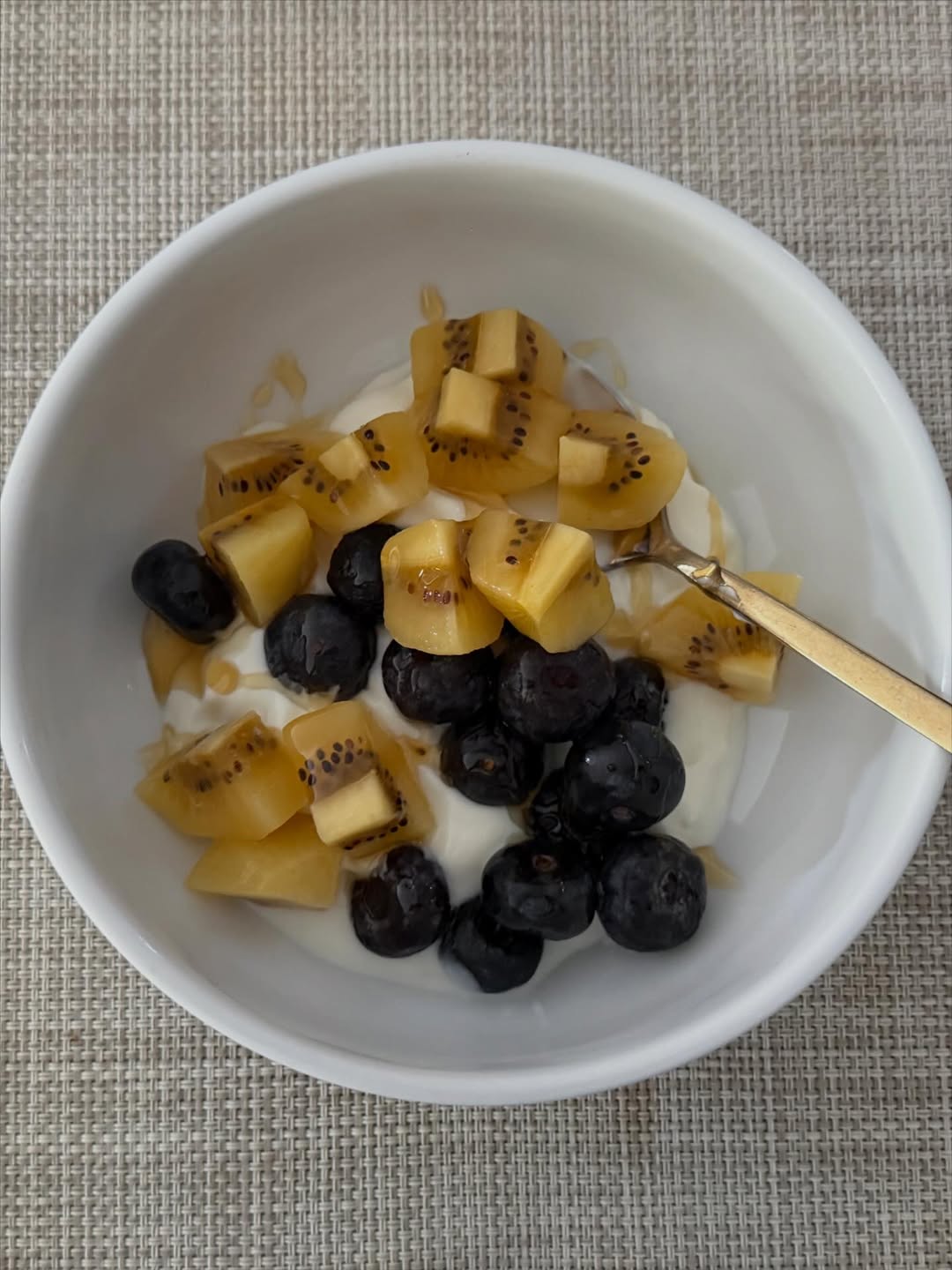 ลิตา - คาลิยา นิฮุต