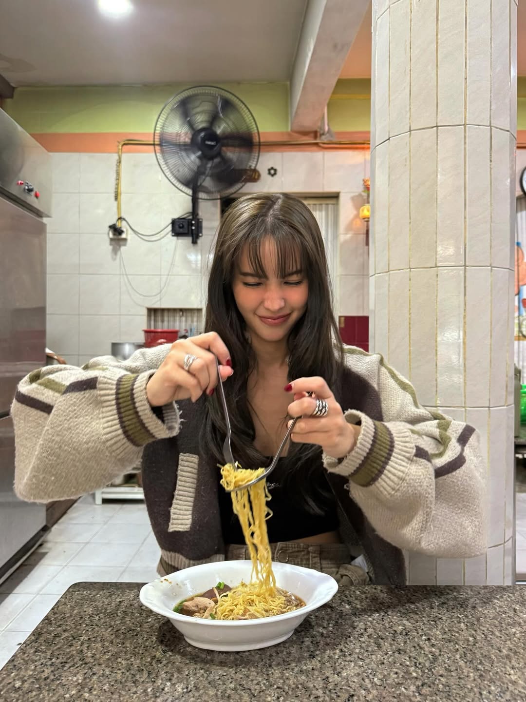 ลิตา - คาลิยา นิฮุต