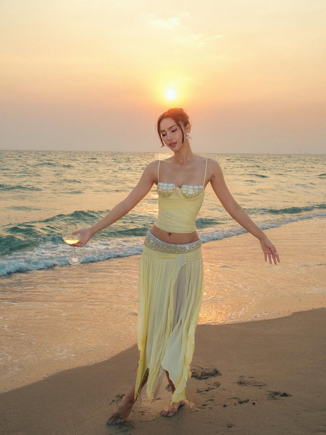 ลิตา - คาลิยา นิฮุต