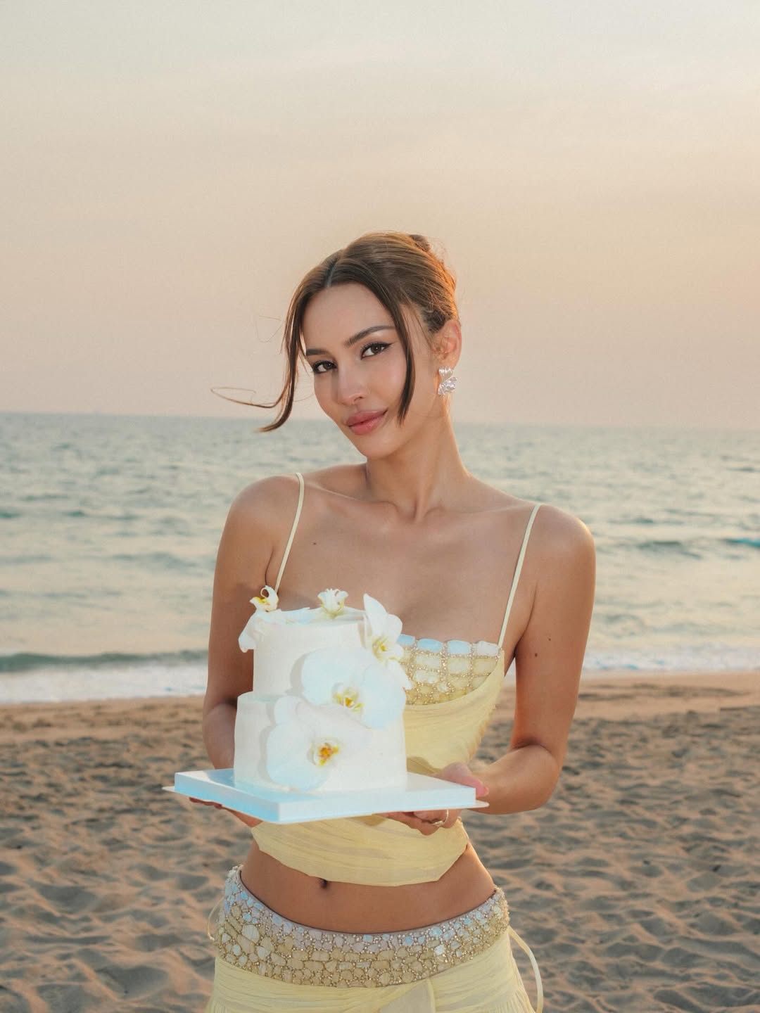 ลิตา - คาลิยา นิฮุต