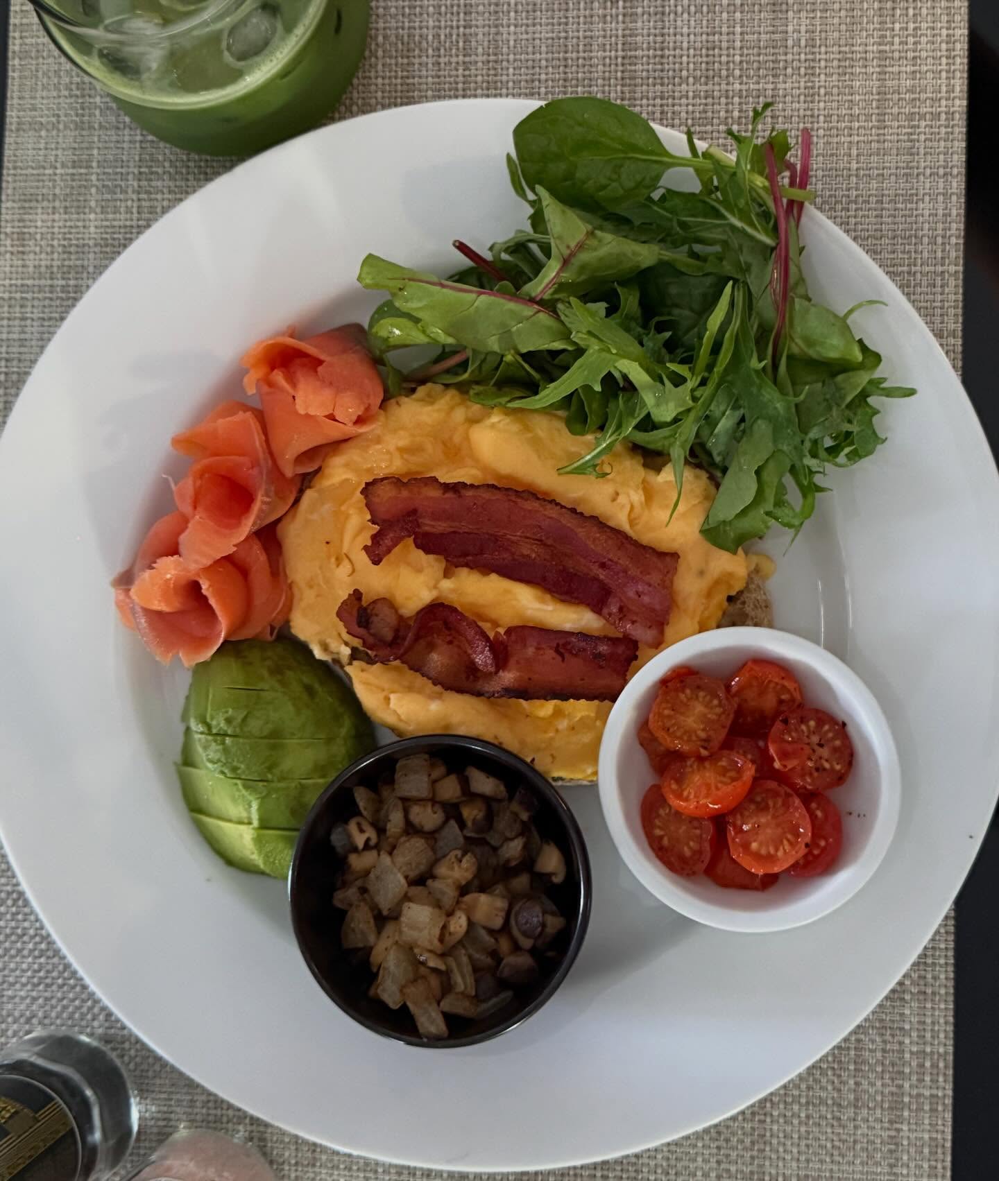 ลิตา - คาลิยา นิฮุต